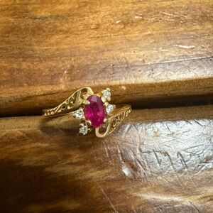 Kay Jewelers 14k Gold Ring with true Ruby and diamonds Gemstones